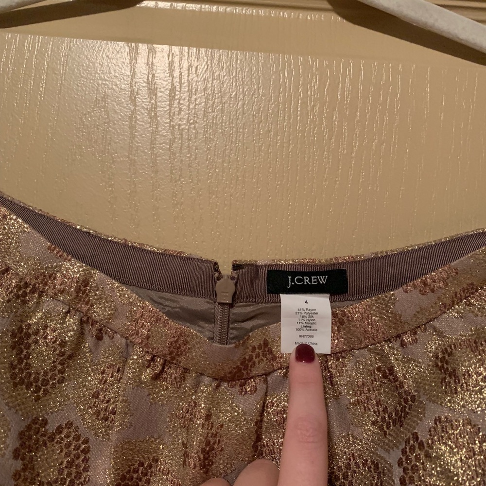 J crew metallic gold mini skirt w/ pockets size 4 - Picture 8 of 9